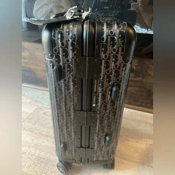 Authentic RIMOWA x DIOR luggage for carry on. - Picture 12 of 17
